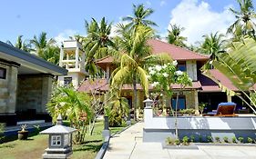 Villa Romy And Bungalows